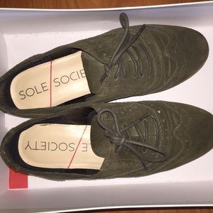 Green khaki cow suede oxfords! Only worn 5 times!